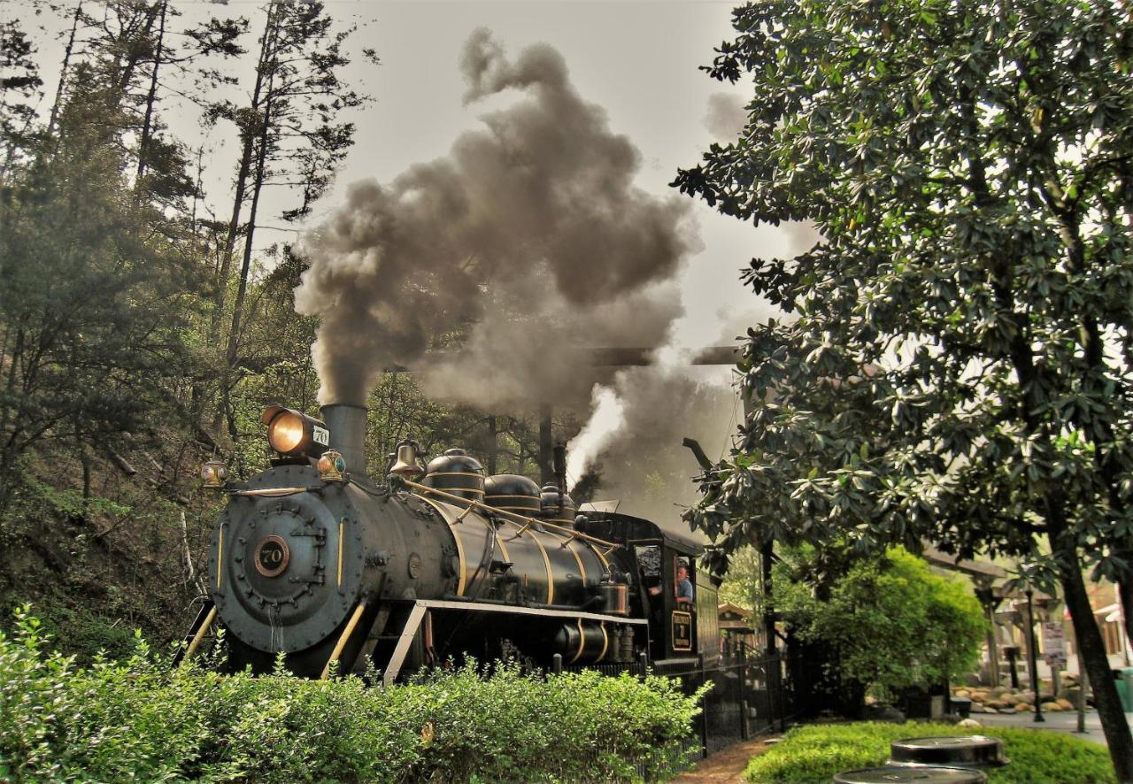 Breathtaking View, Hot Tub, 1089 Of Free Attraction Tickets For Each Paid Day, Dollywood And More! Sevierville Exteriér fotografie